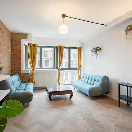 Charming And Spacious Center * Antwerpen