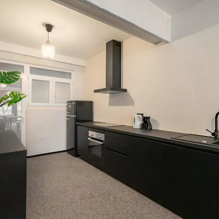 Charming And Spacious Center * Antwerpen