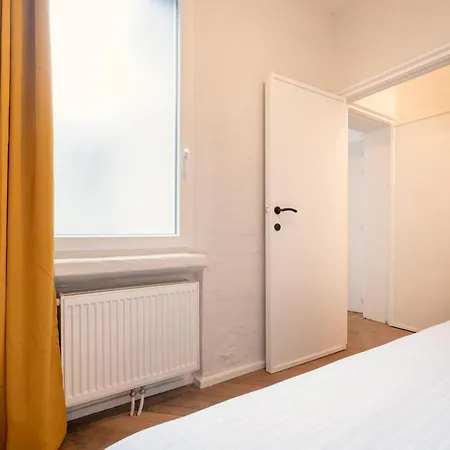 Charming And Spacious Center Апартаменты Антверпен